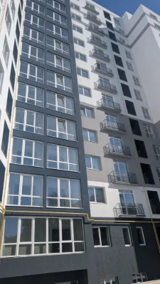 ПРОДАЖ 3 кім квартири КОМФОРТ класу,газ! готова до ремонту!