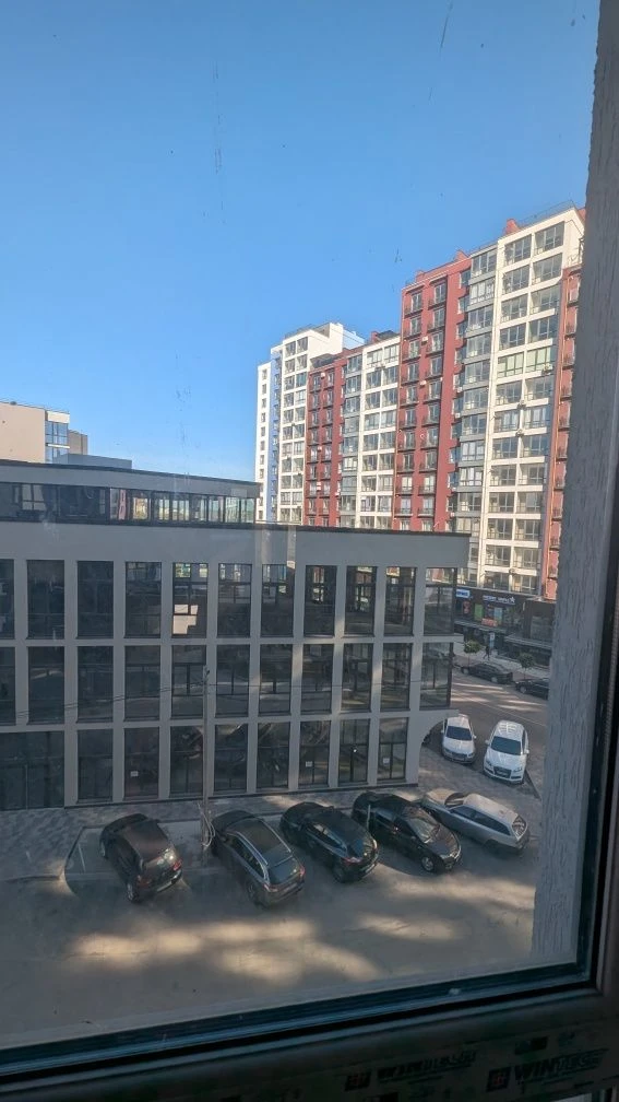 ПРОДАЖ 3 кім квартири КОМФОРТ класу,газ! готова до ремонту!