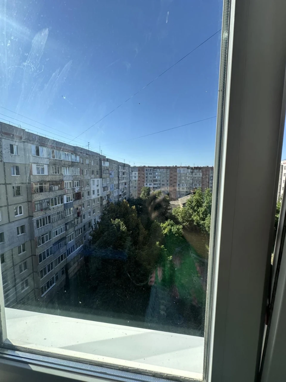 3-комнатная квартира р-н. Каскад готова к проживанию.