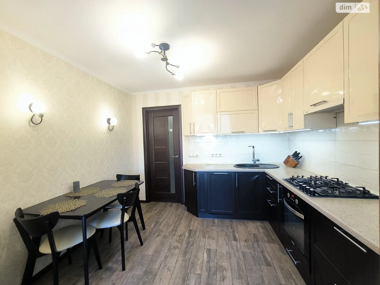Apartment for Sale - Zamostyan district
