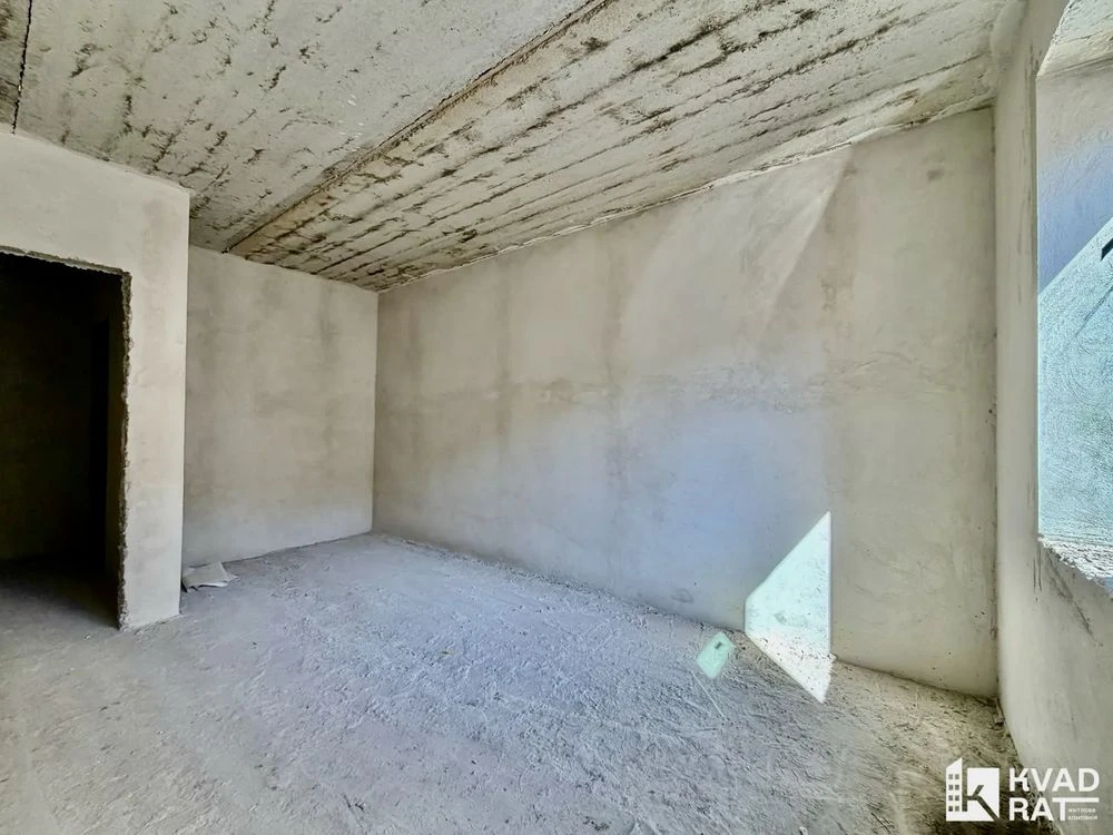 Great Deal: One-Bedroom Apartment in the City Center!