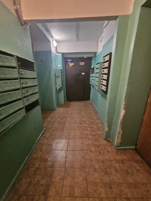 Продається 2-кімнатна квартира в Центрі, цегляний будинок, поруч Набережна,
