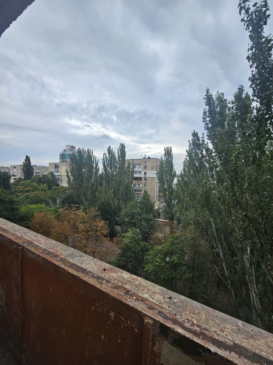 Продається 2-кімнатна квартира в Центрі, цегляний будинок, поруч Набережна,