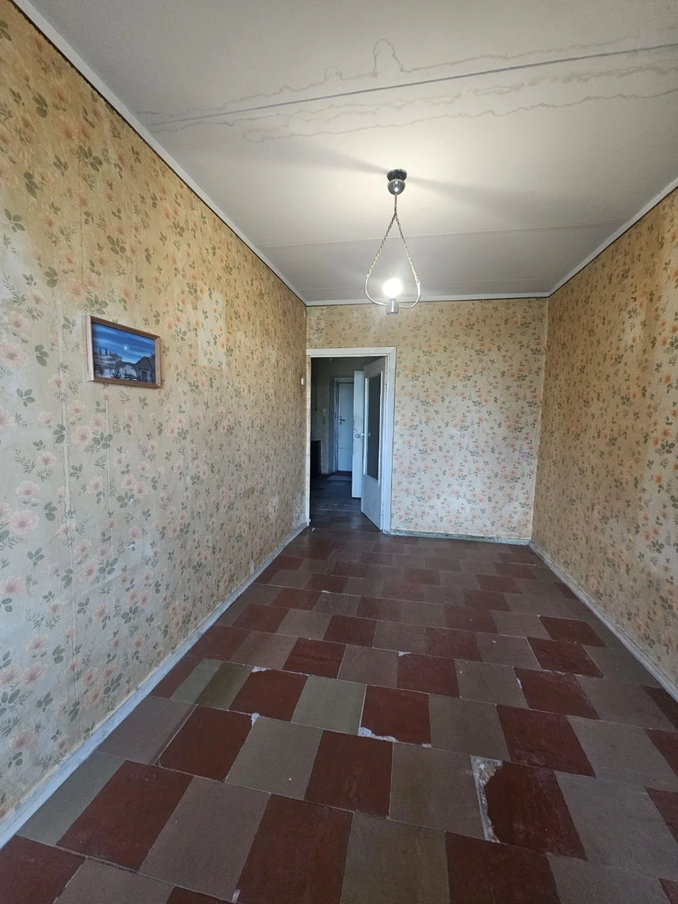 Продається 2-кімнатна квартира в Центрі, цегляний будинок, поруч Набережна,