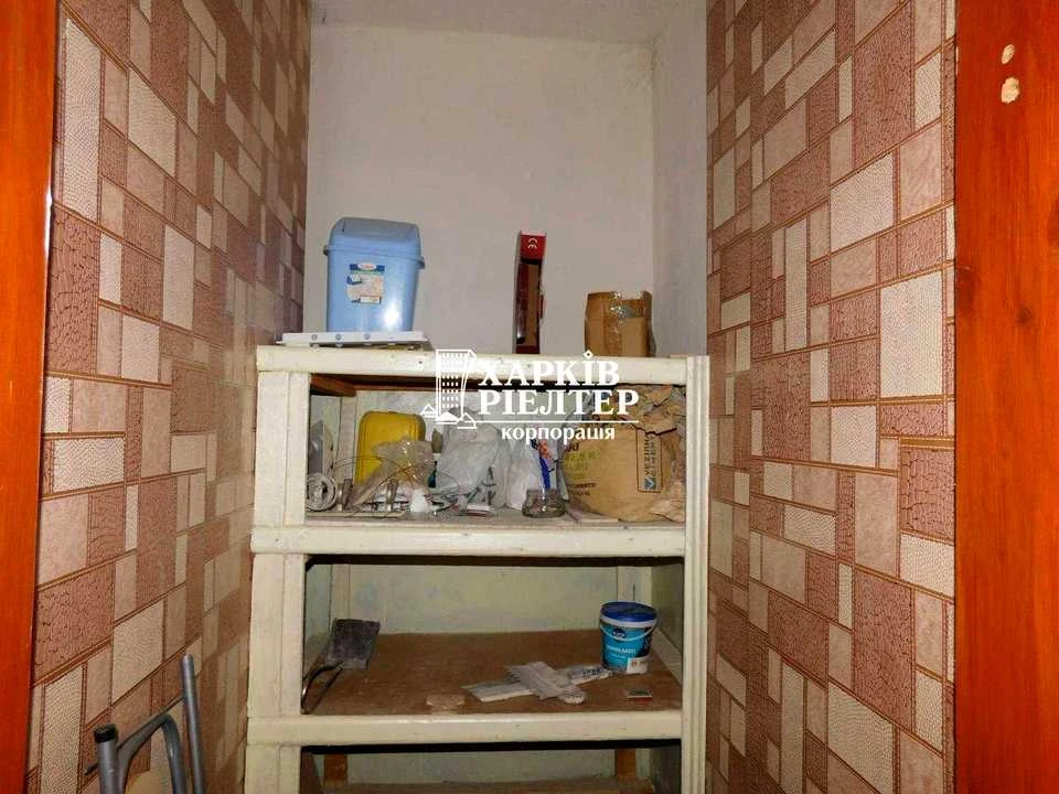 Apartment. Kharkiv, Metrobudivnykiv Street