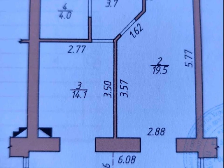 Apartment. Chernivtsi, Chornovola Street
