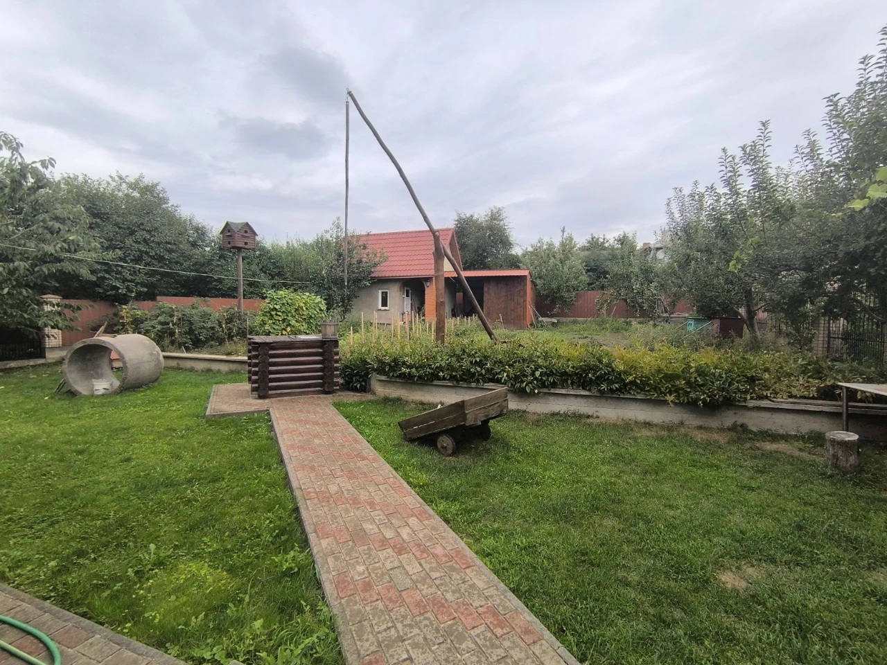 House in a Prime Location