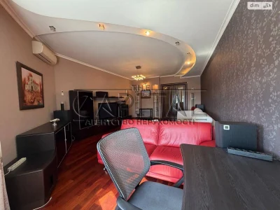 Long-Term Rental Apartment, Pecersky District