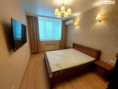 Long-Term Rental Apartment, Pozniaky