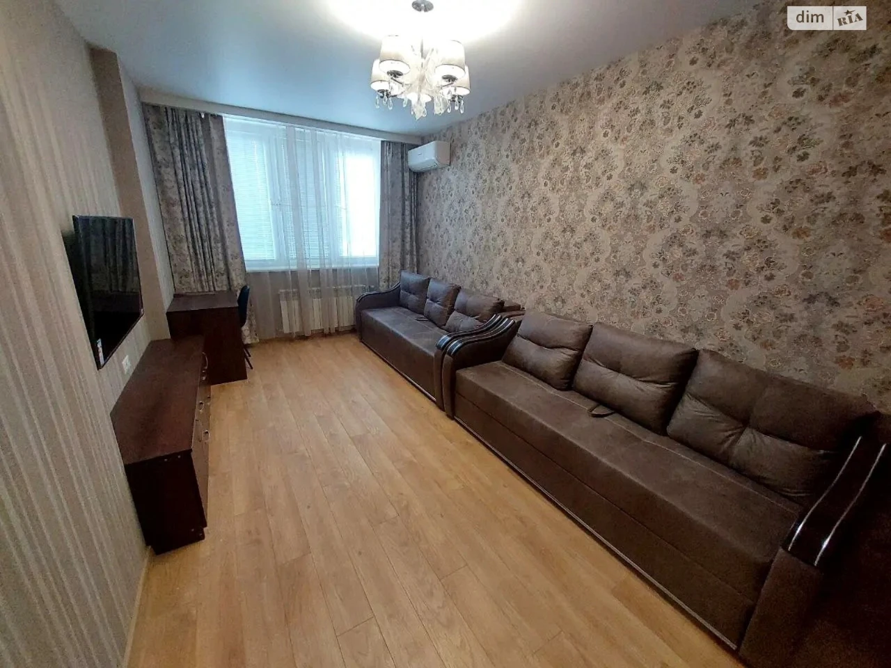 Long-Term Rental Apartment, Pozniaky