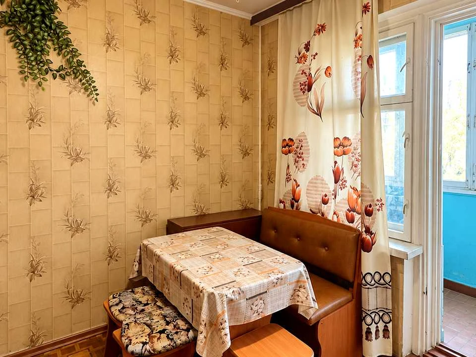 Apartment. Miropilska Street, Kyiv