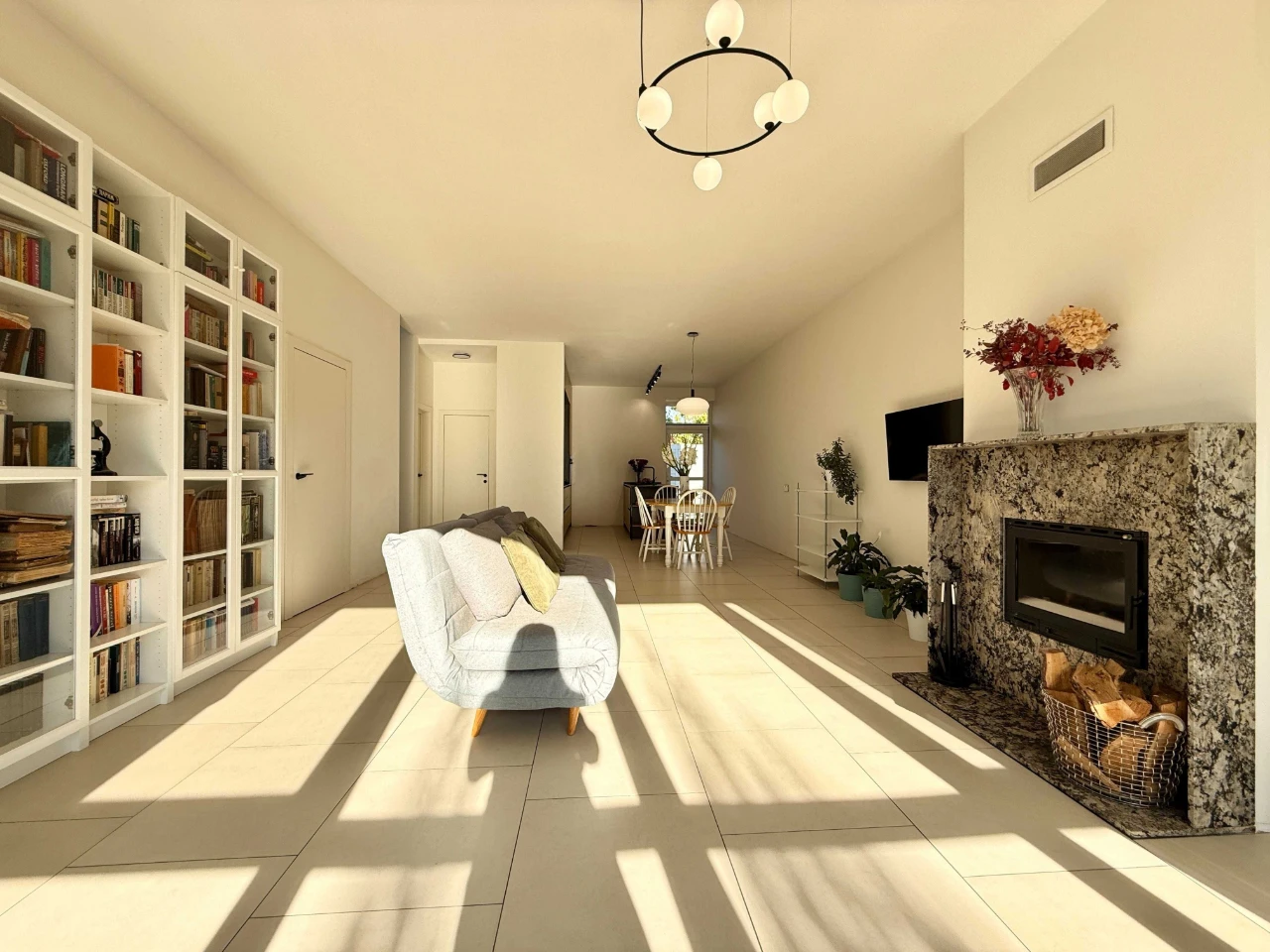 River Island — Family Home for Those Who Value Comfort and Security
