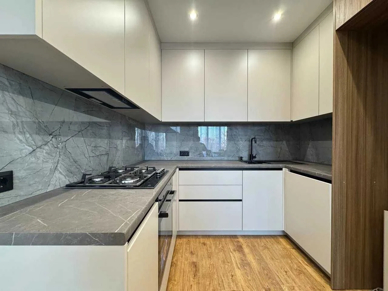 FOR SALE: Fully furnished one-bedroom apartment in Provan Residences