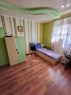 For Sale: 2-room apartment on Sadovaya Street