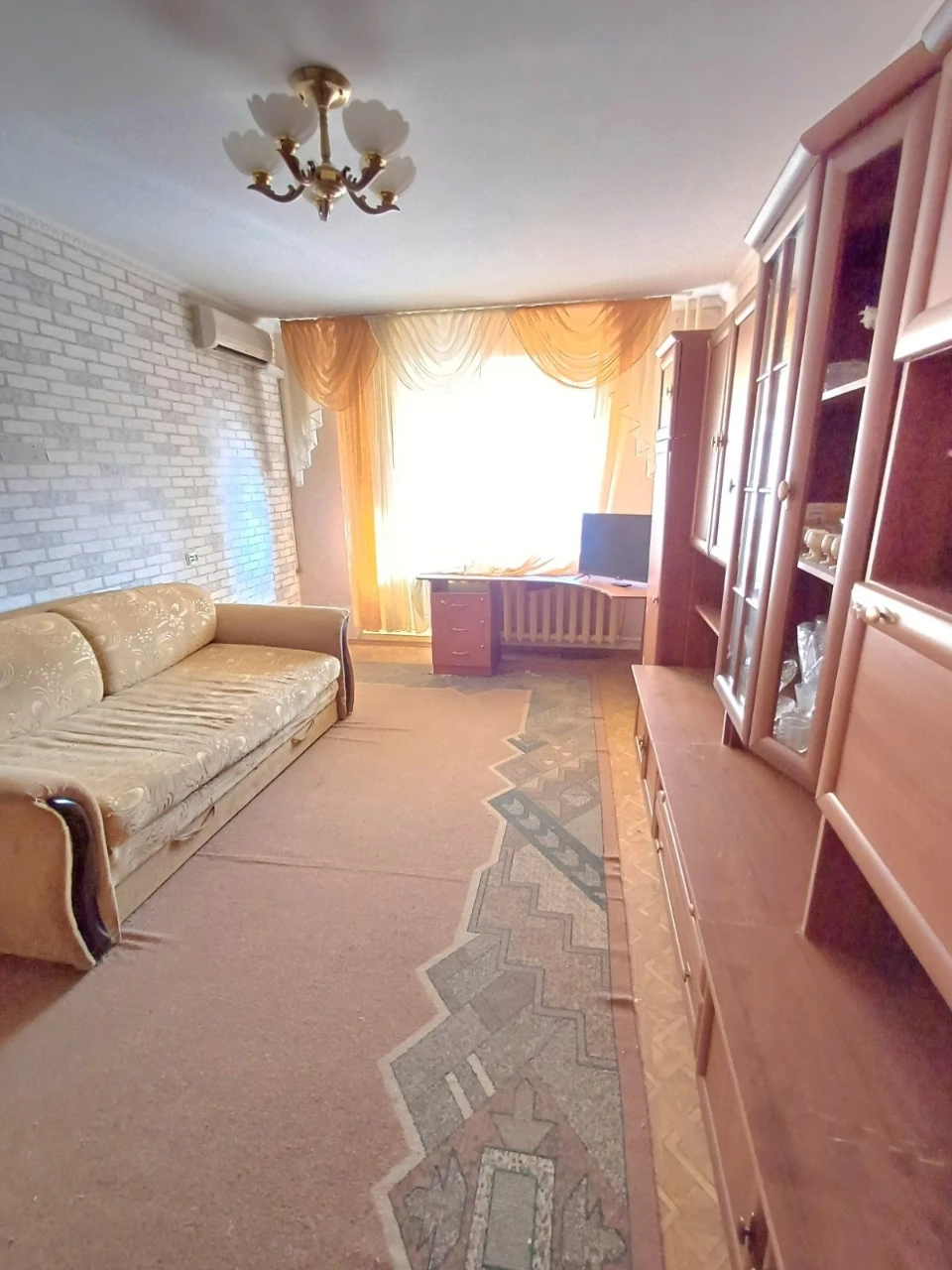 For Sale: 2-room apartment on Sadovaya Street