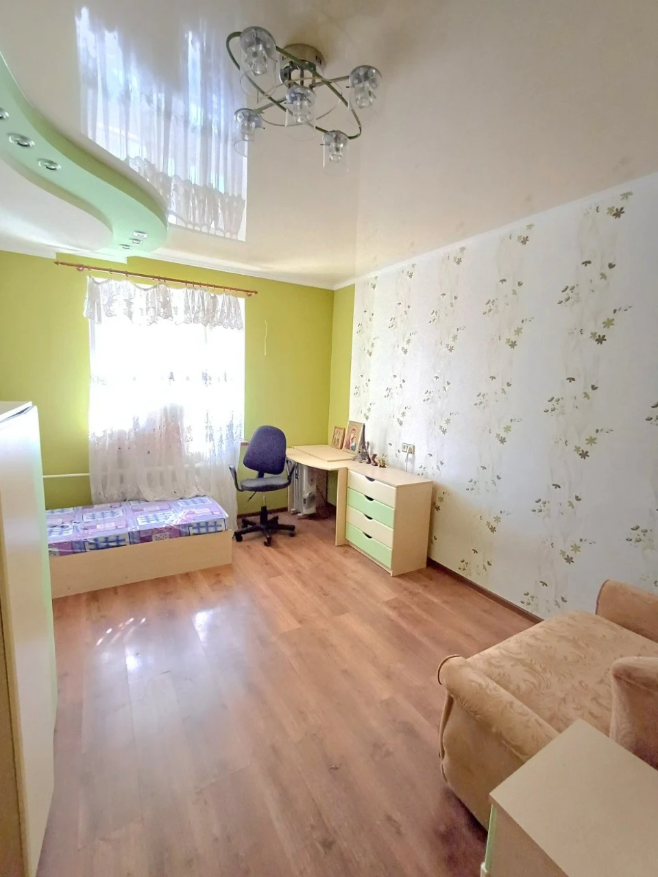 For Sale: 2-room apartment on Sadovaya Street