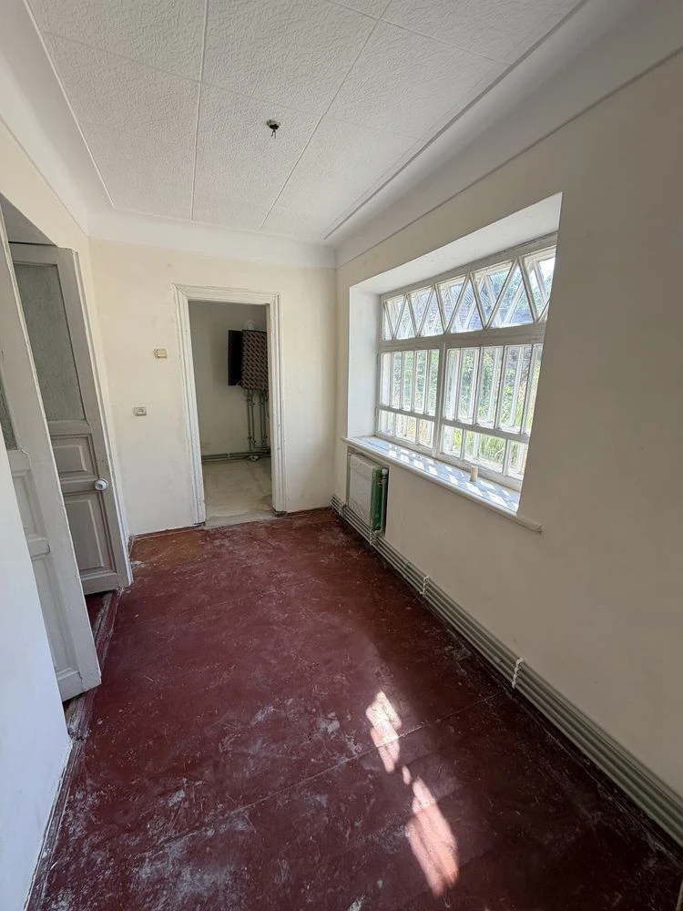 House for sale in Velam area