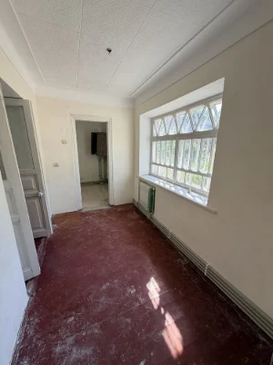 House for sale in Velam area
