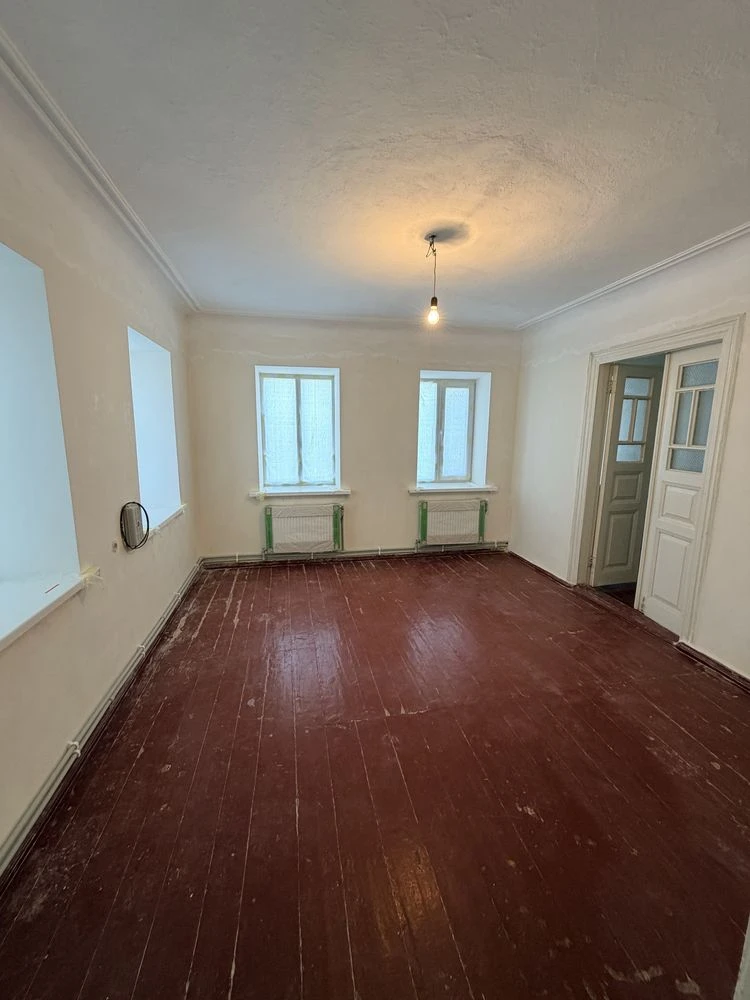 House for sale in Velam area