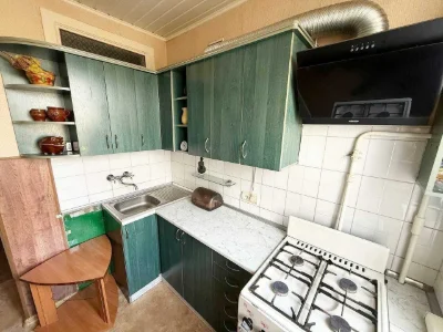 Sale of a 2-bedroom apartment on Roman Atamanyuk Street (near the market)