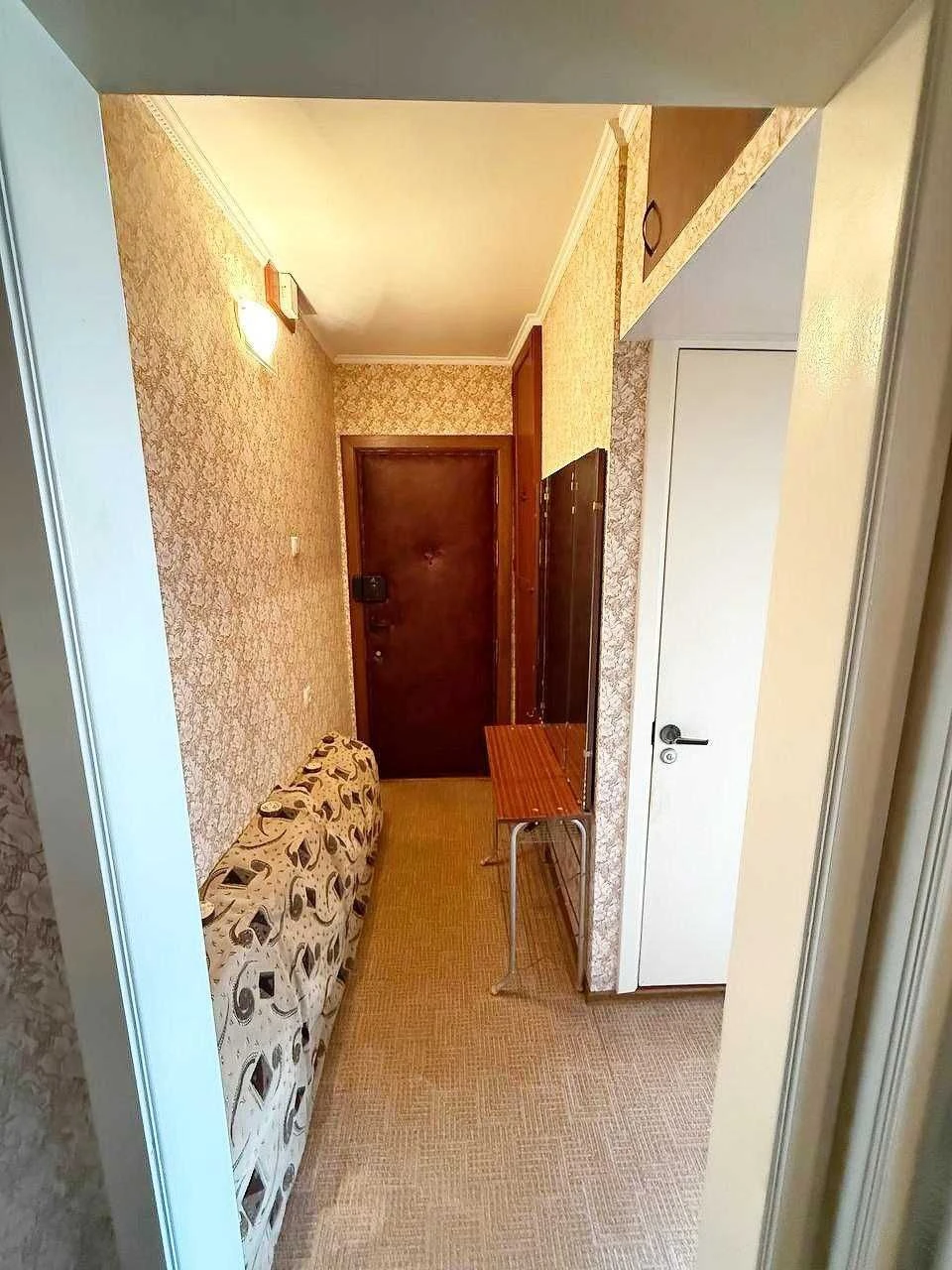 Sale of a 2-bedroom apartment on Roman Atamanyuk Street (near the market)