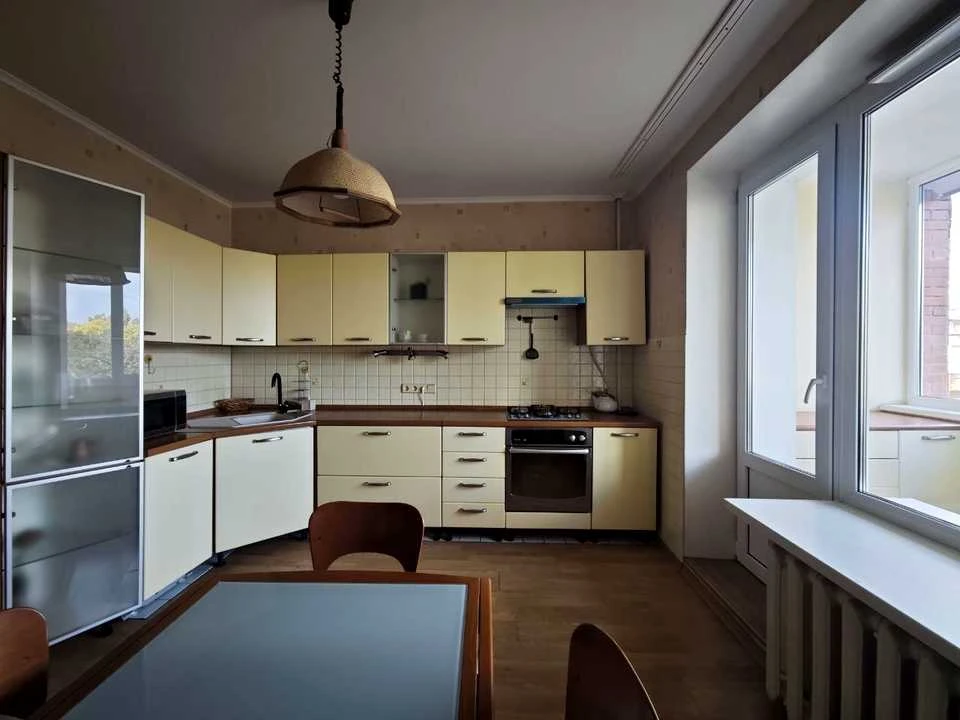 Квартира. Киев, Донецкая улица