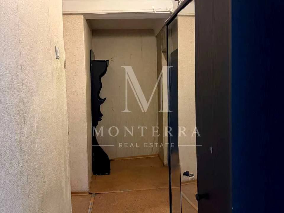 Apartment. Lesovy Prospect.