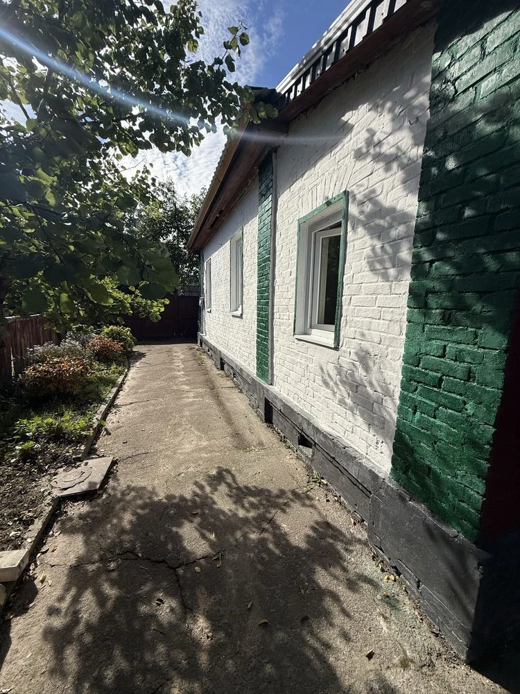 Продам будинок по вулиці Спортивна