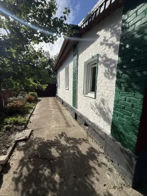 Продам будинок по вулиці Спортивна