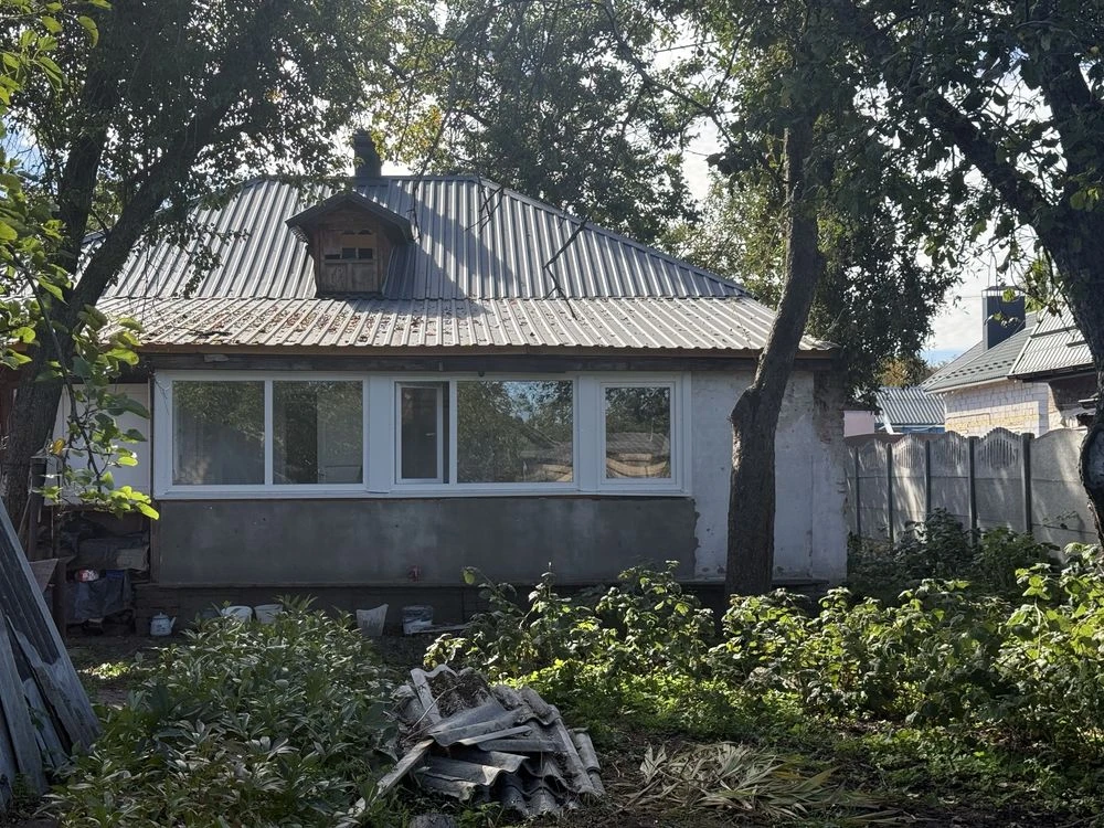 Продам будинок по вулиці Спортивна