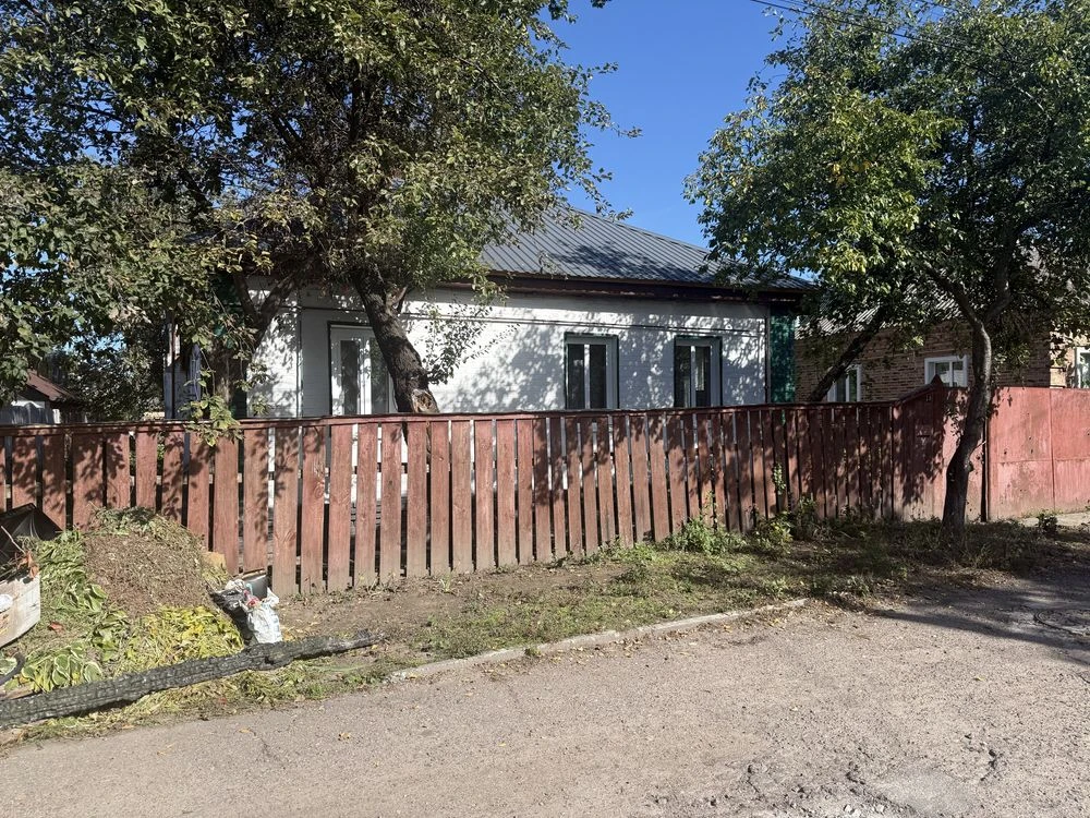 Продам будинок по вулиці Спортивна
