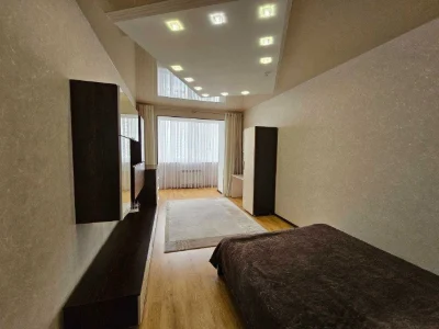 Cozy 4-room apartment in Arcadia. Sunny/Shady. Park