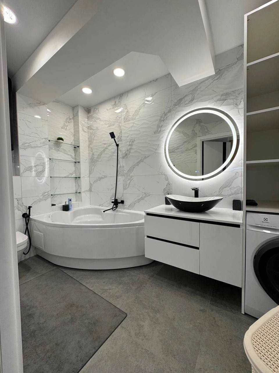 Sale of a 2-room apartment in a new building, Molodezh residential complex
