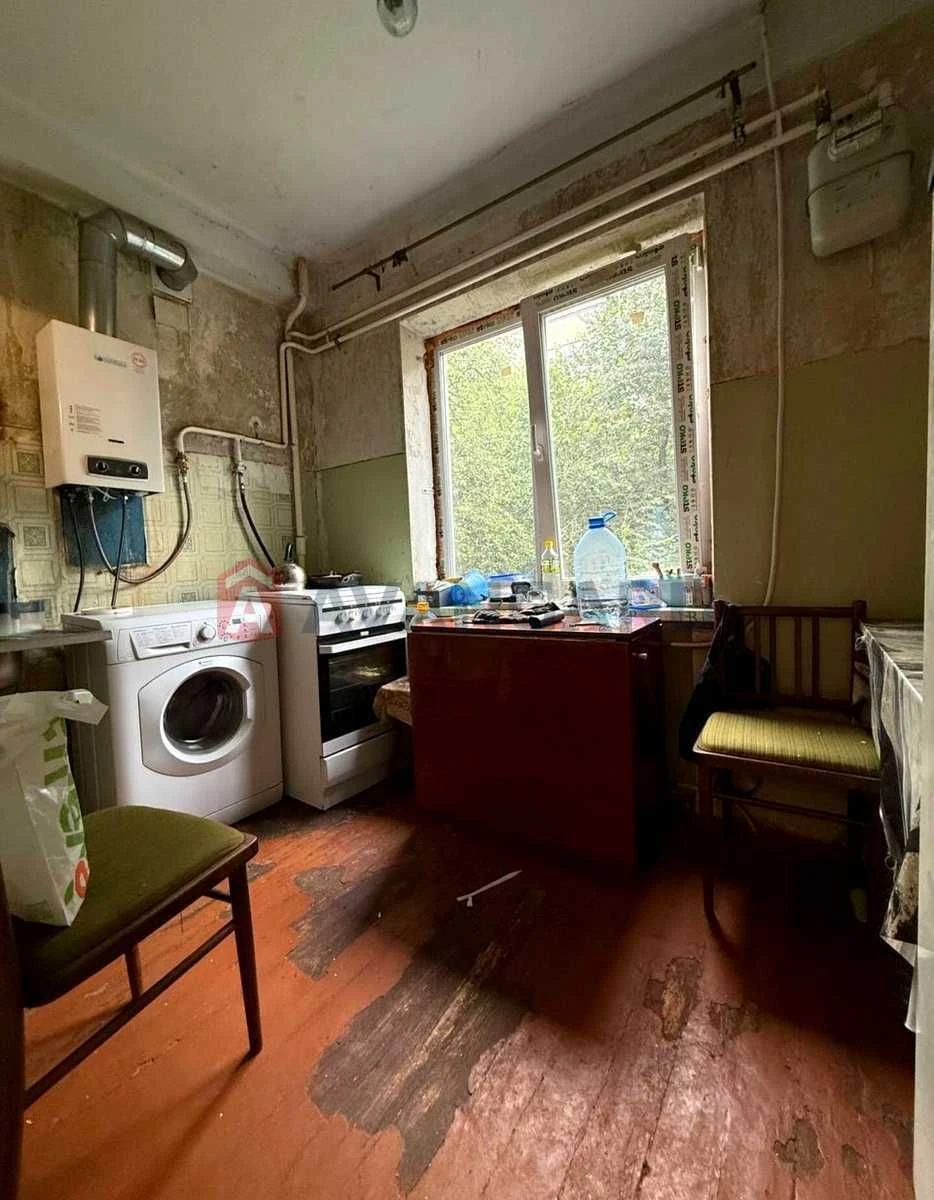 For sale 1-bedroom apartment on the top floor of Pole (Kirova)