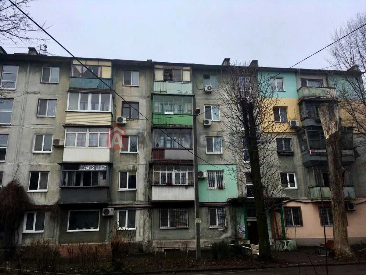 For sale 1-bedroom apartment on the top floor of Pole (Kirova)