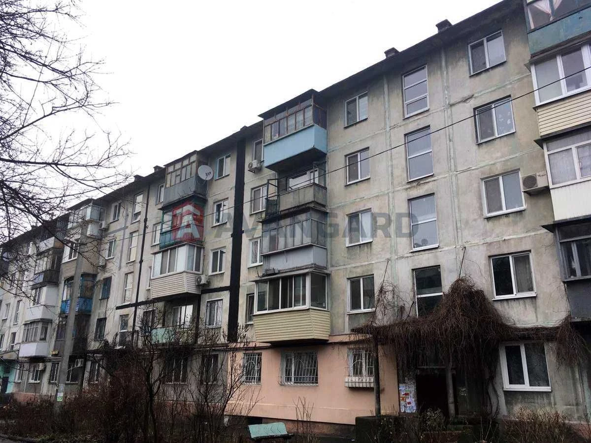 For sale 1-bedroom apartment on the top floor of Pole (Kirova)