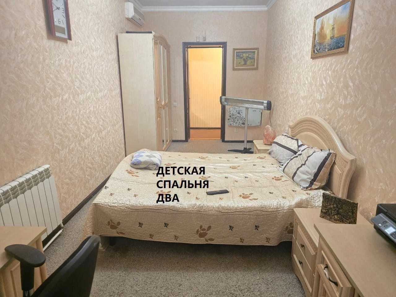 House with a sauna, bomb shelter, workshop