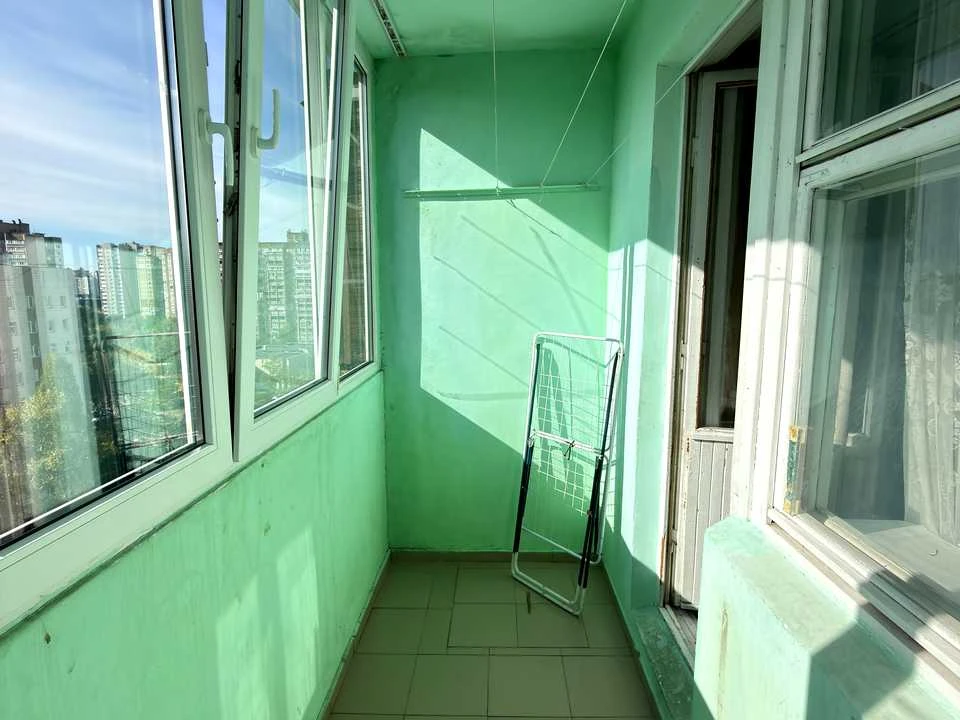 Квартира. Київ, Червоної Калини просп.