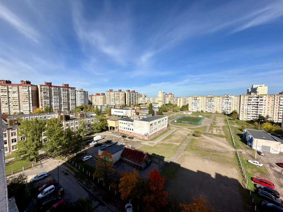 Квартира. Київ, Червоної Калини просп.