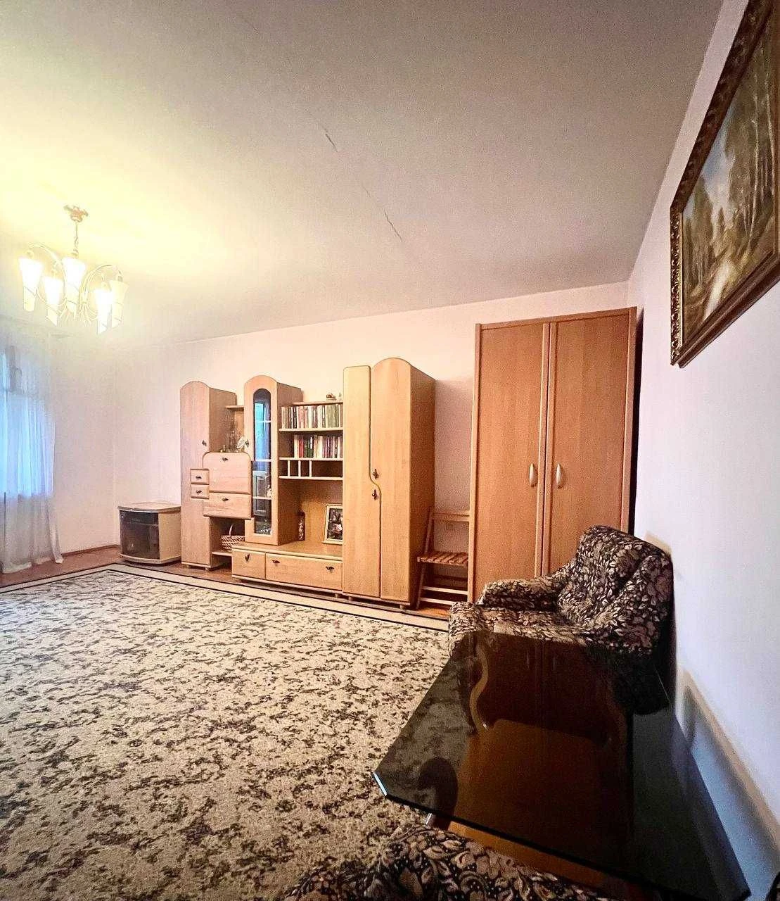 Продається 1-кімнатна квартира біля Будинку Меблі на Черемушках