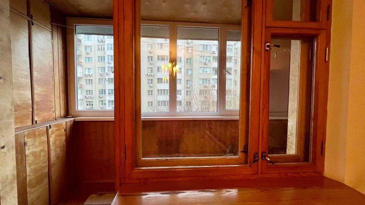 Продається 1-кімнатна квартира біля Будинку Меблі на Черемушках