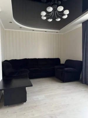 NO COMMISSION!! Sale of a three-bedroom apartment in ЖК Yaskravy (K