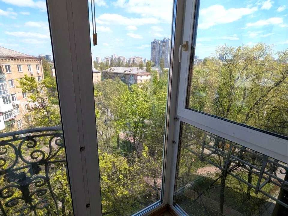 Apartment. London Street, Kyiv