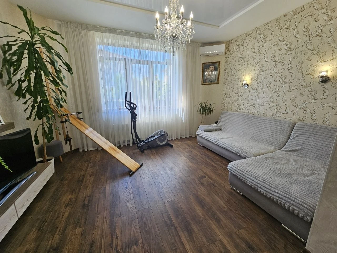Cozy house in Limanke. Garage. Gas heating. Package of documents