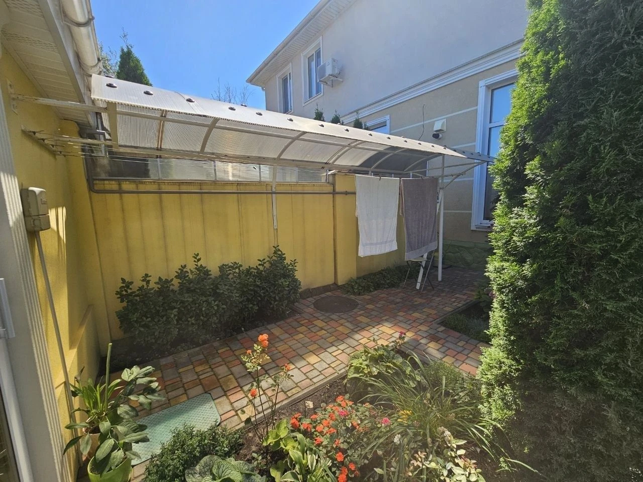 Cozy house in Limanke. Garage. Gas heating. Package of documents