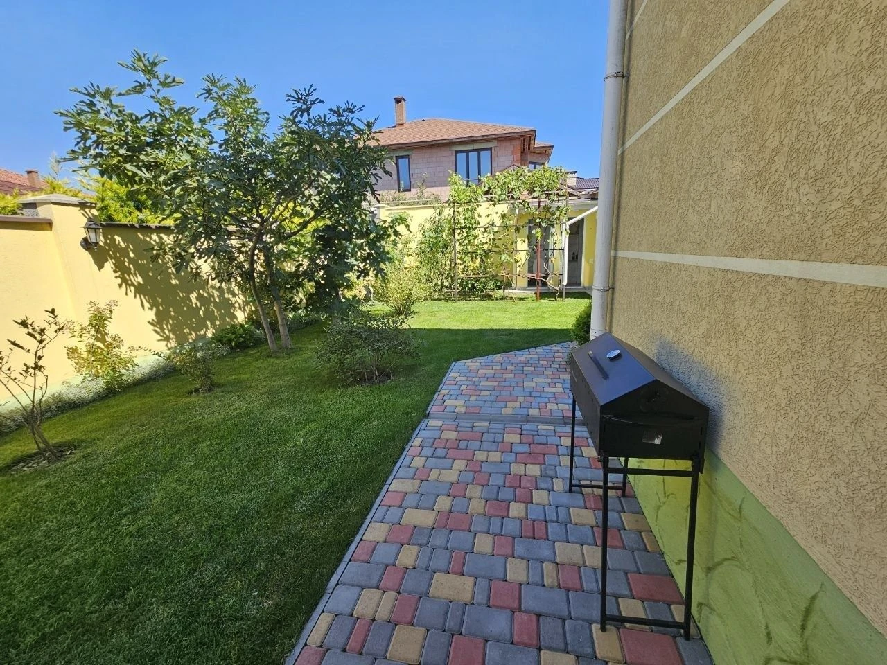 Cozy house in Limanke. Garage. Gas heating. Package of documents