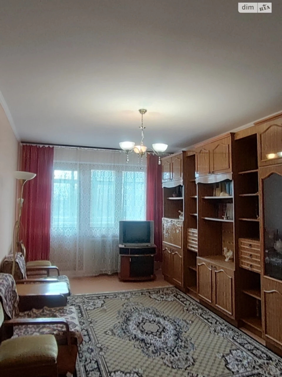 Довгострокова оренда квартири Польова