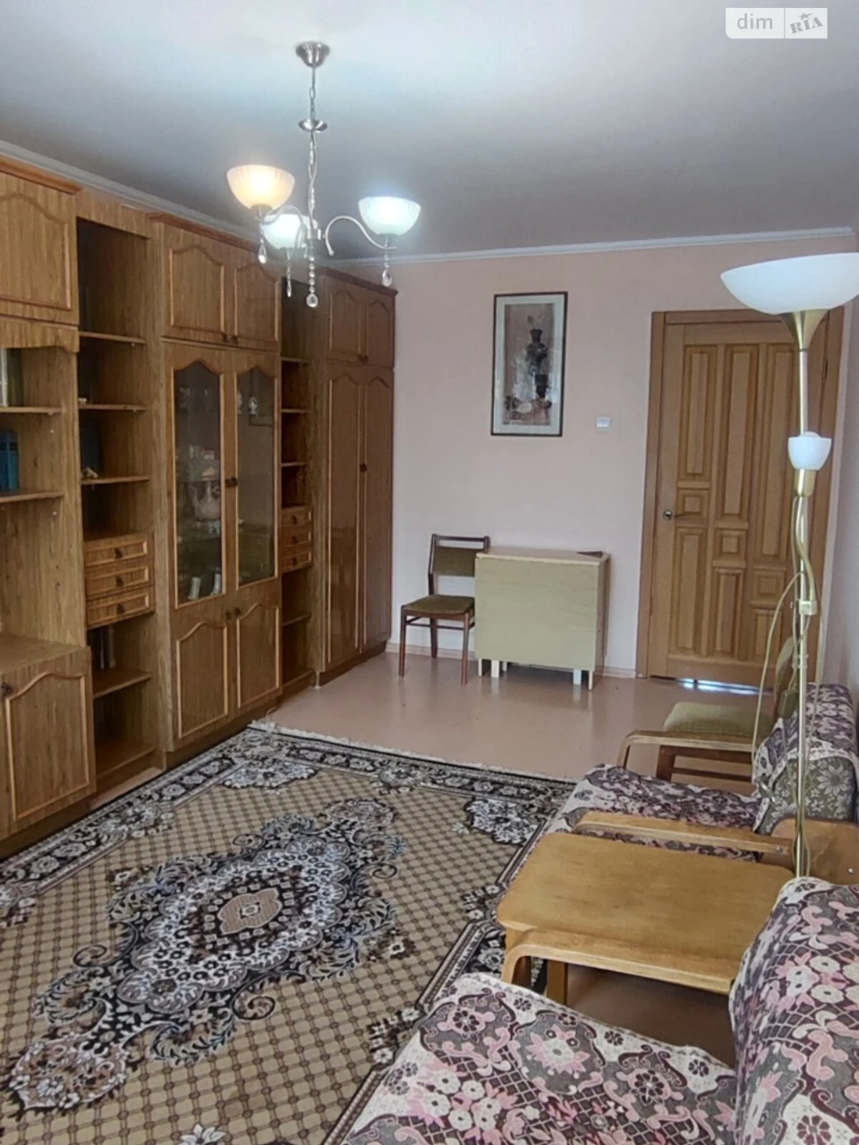 Довгострокова оренда квартири Польова
