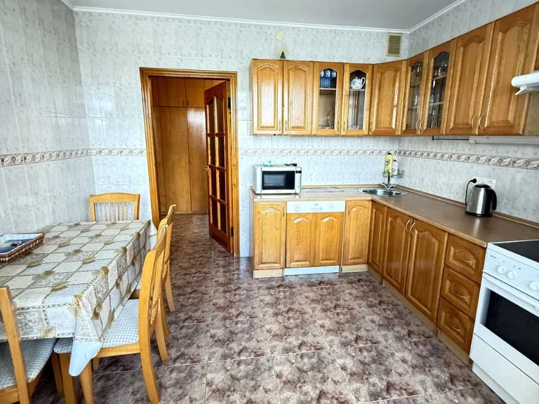 Квартира. Київ, Академіка Єфремова вул.
