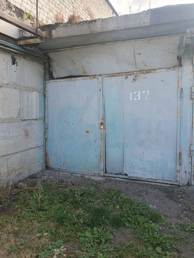 Garage for Sale, Saltovka
